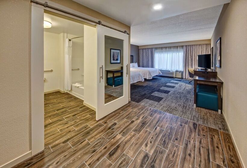 Отель Hampton Inn & Suites Nashville Hendersonville