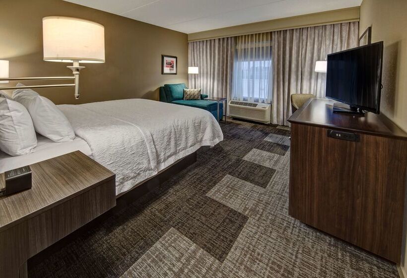 Отель Hampton Inn & Suites Nashville Hendersonville
