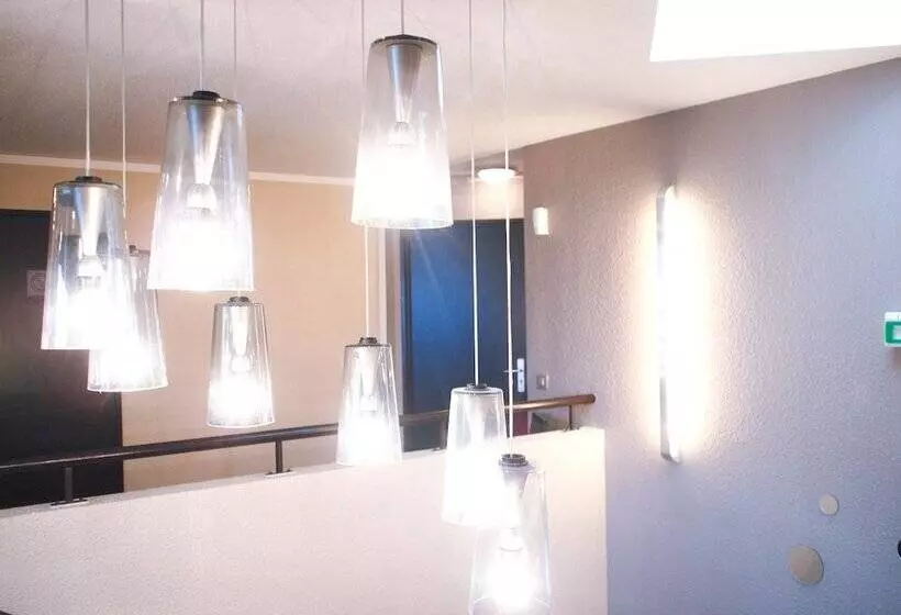 ホテル Inn Design Resto Novo Le Mans