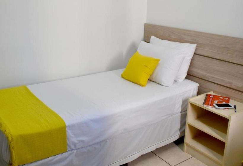 فندق Pousada Tokyo Plaza