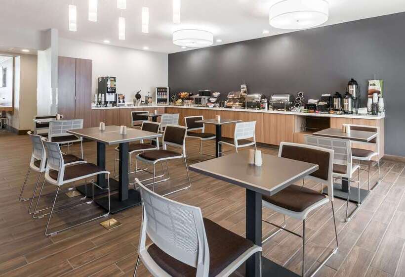 Microtel Inn & Suites By Wyndham New Martinsville