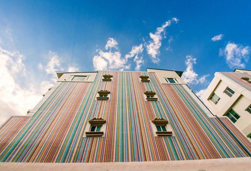 پانسیون Double Rainbow B&b
