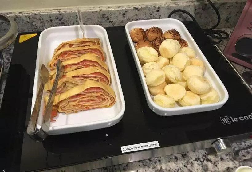 Hotelli Barueri Premiêr