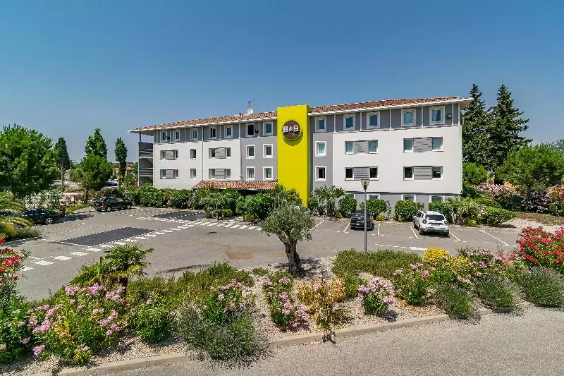 B&b Hotel Salon De Provence