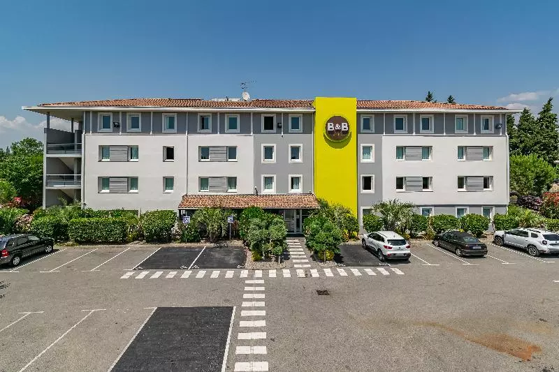 B&b Hotel Salon De Provence