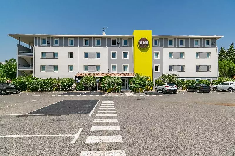 B&b Hotel Salon De Provence