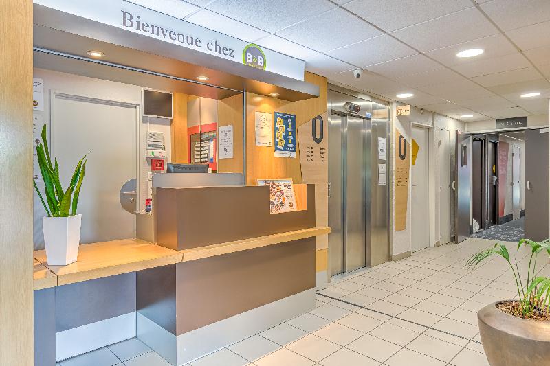 B&b Hotel Salon De Provence