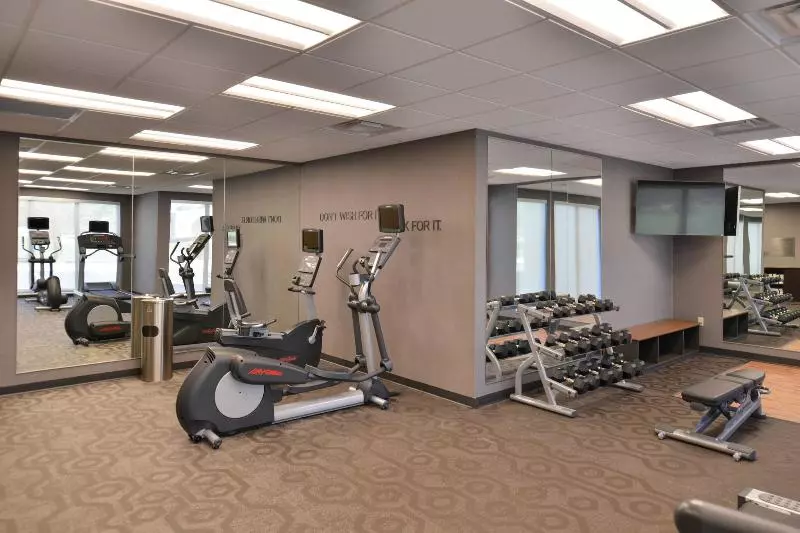 ホテル Fairfield Inn & Suites Farmington