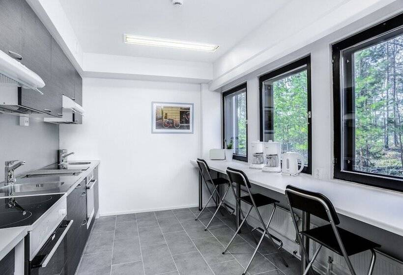 בית מלון כפרי Forenom Hostel Vantaa Aviapolis