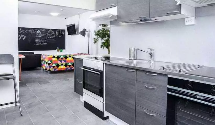 ホテル Forenom Hostel Vantaa Aviapolis