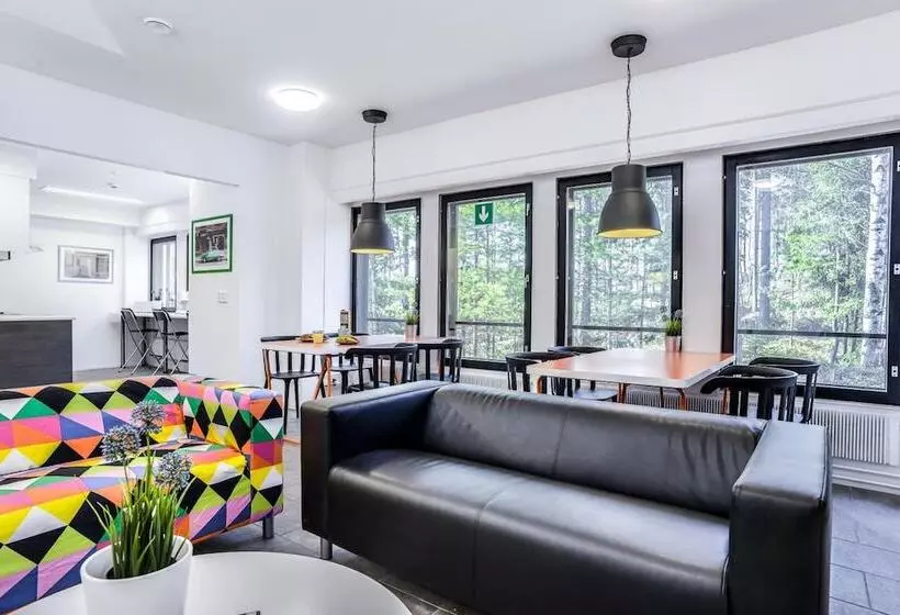 ホテル Forenom Hostel Vantaa Aviapolis