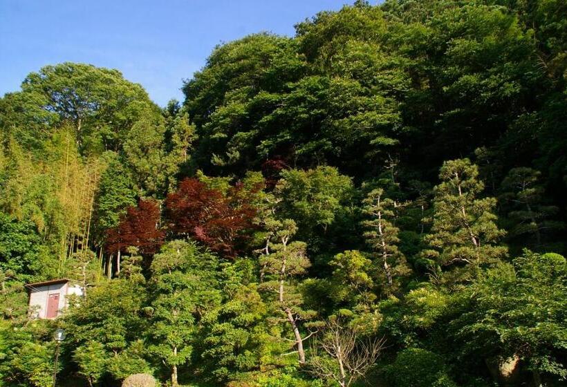 בית מלון כפרי Itaniya