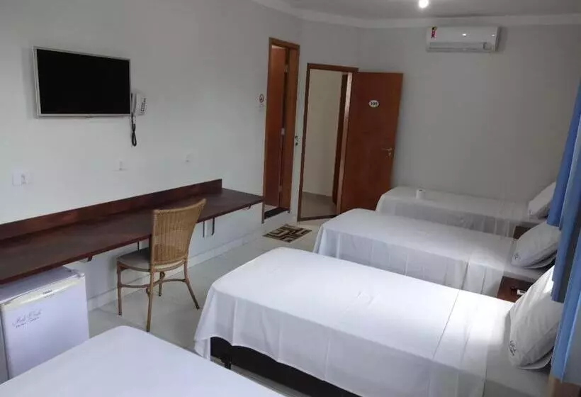 ホテル Monte Carlo Uberlândia
