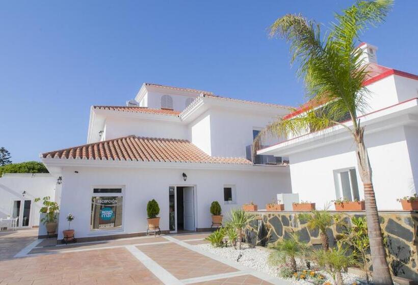 בית מלון כפרי Novomar