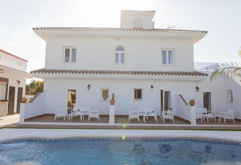 בית מלון כפרי Novomar