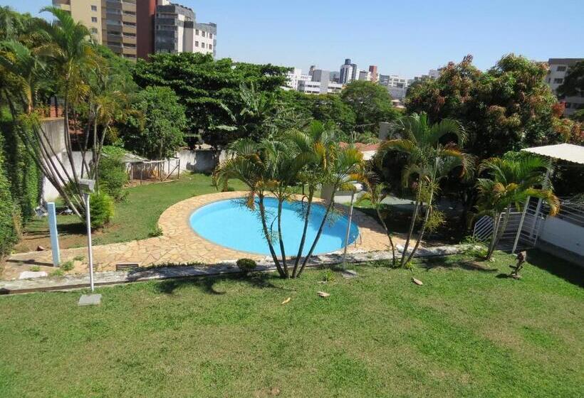 בית מלון כפרי Nuar