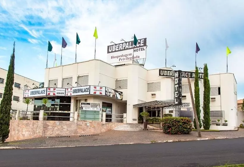 هتل Uberpalace