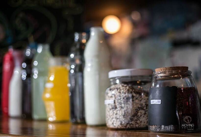 Moving Hostel Travel Bar