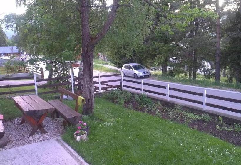 تختخواب و صبحانه Guest House Milena