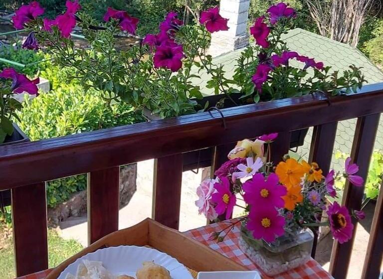 تختخواب و صبحانه Rooms And Apartmants Mirovic