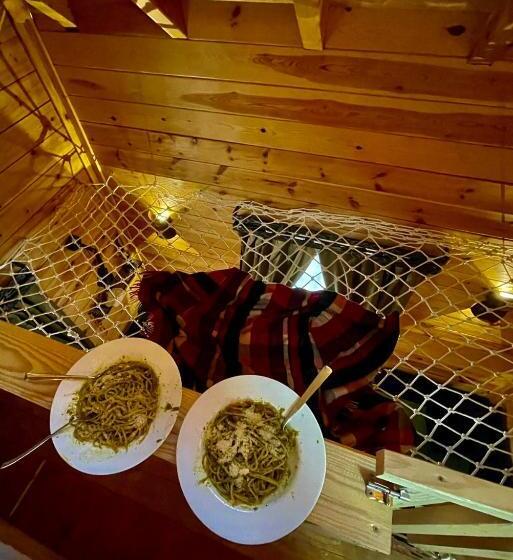 تختخواب و صبحانه Rooms And Apartmants Mirovic