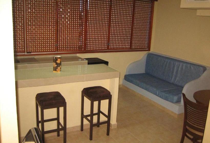 Delfines Acapulco By Ng Hoteles