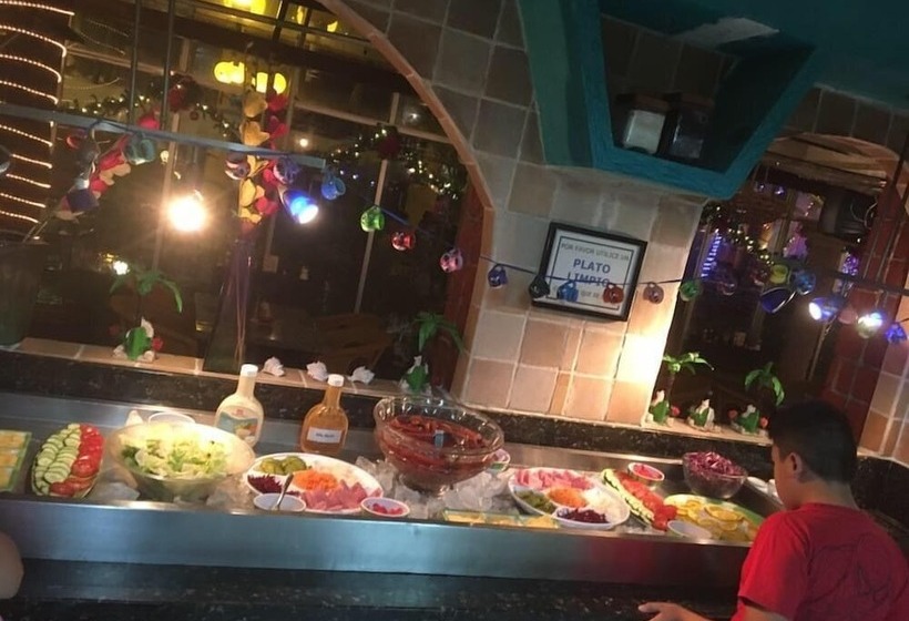 Delfines Acapulco By Ng Hoteles