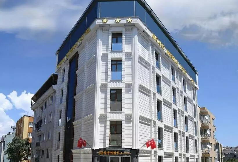 ホテル Grand Serenay