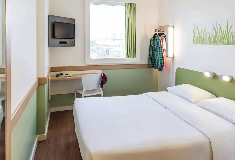 ホテル Ibis Budget Manaus