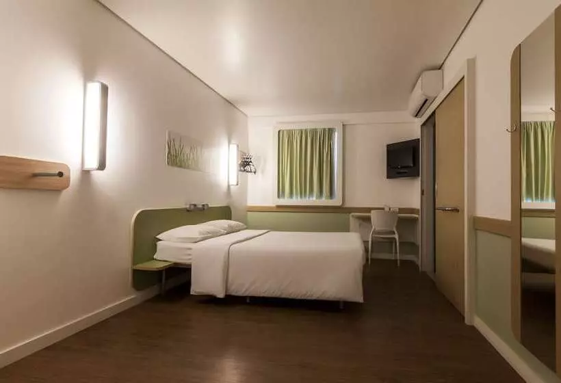 ホテル Ibis Budget Manaus