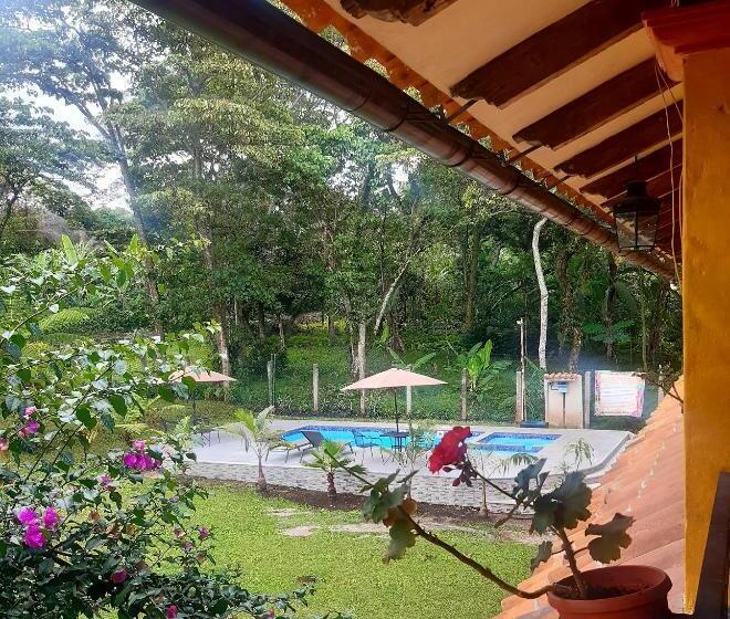 호텔 Posada La Querencia