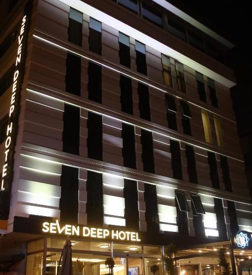 Hotel Seven Deep