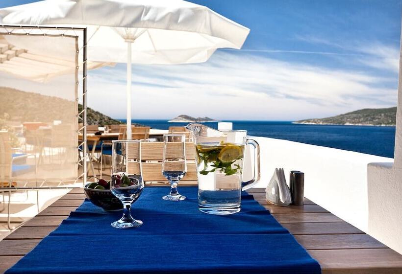 هتل Villa Mahal Adults Only