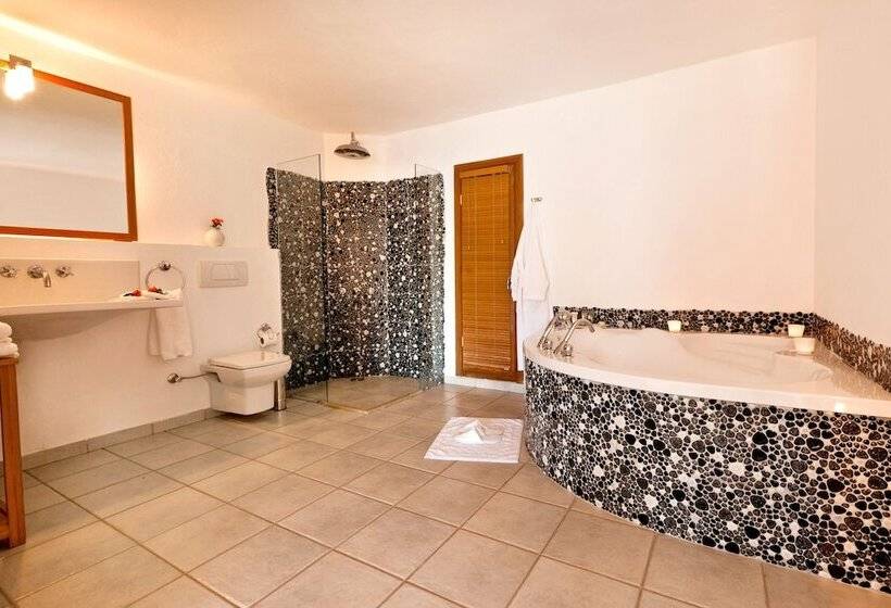 هتل Villa Mahal Adults Only