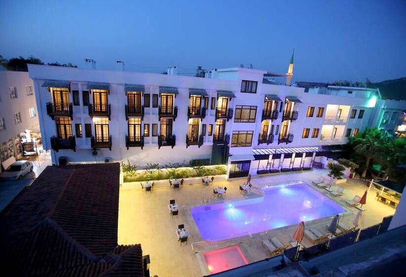 Melissa Moment Apart