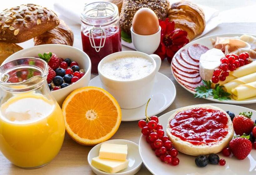 Melissa Moment Apart