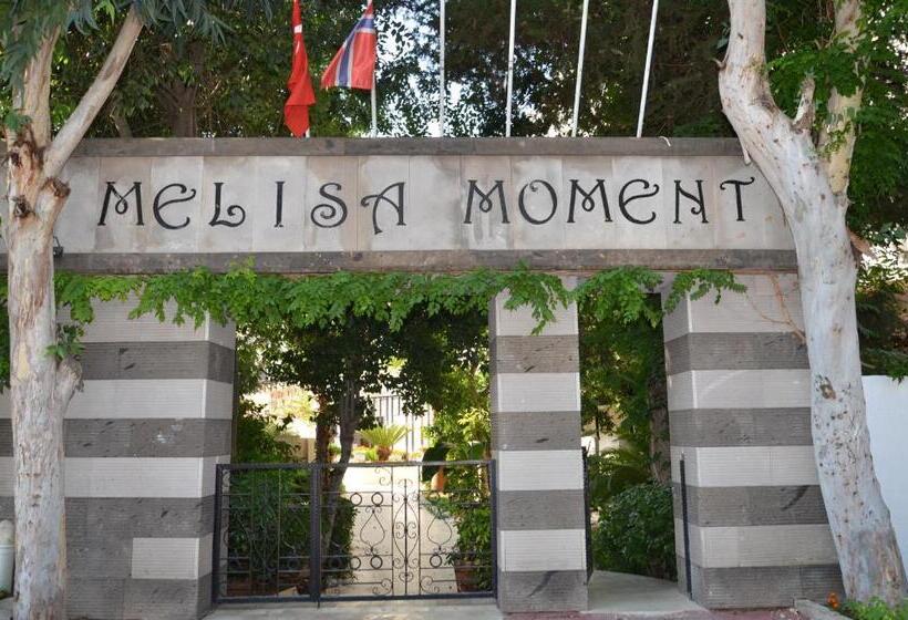 Melissa Moment Apart