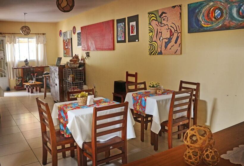 הוסטל Oca Delfim