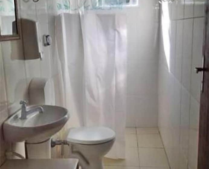 הוסטל Oca Delfim