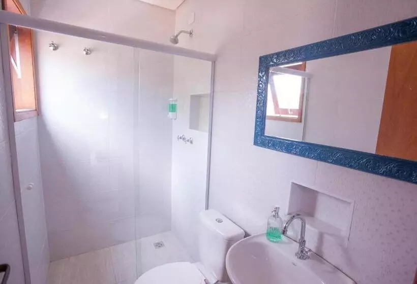 ユースホステル Ubatuba Ecologic Pousada