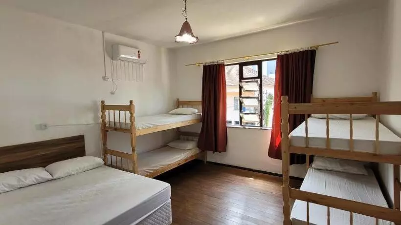 Hostel Rota Do Vale