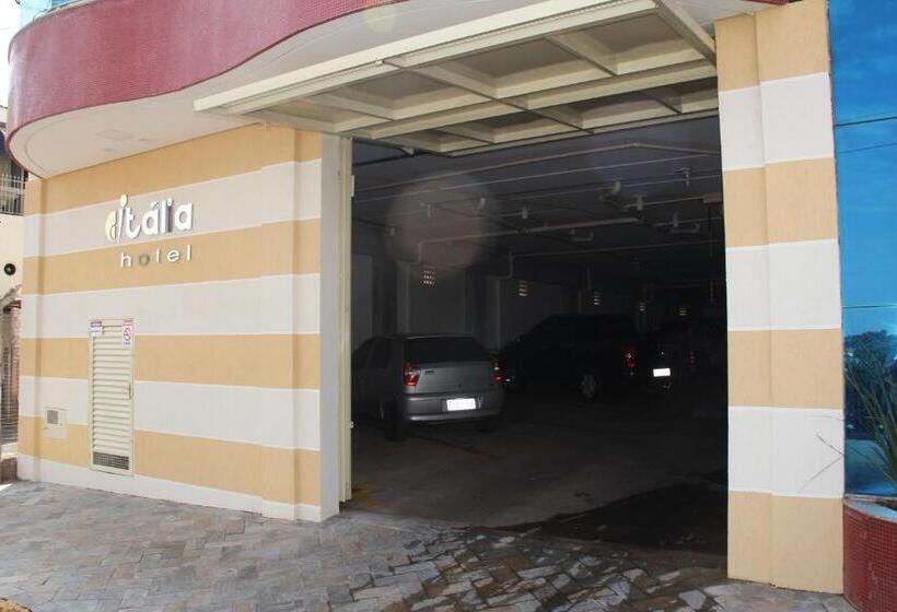 Отель Itália