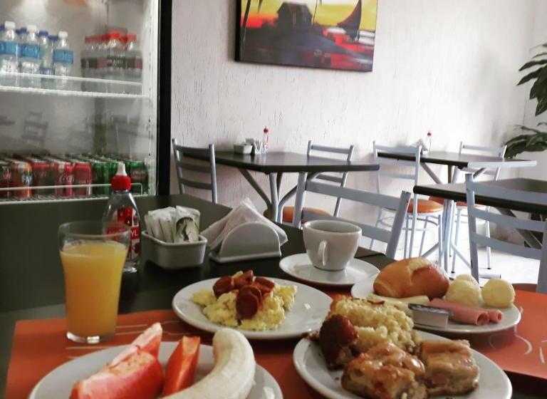 Hotel Jardim Do Cedro