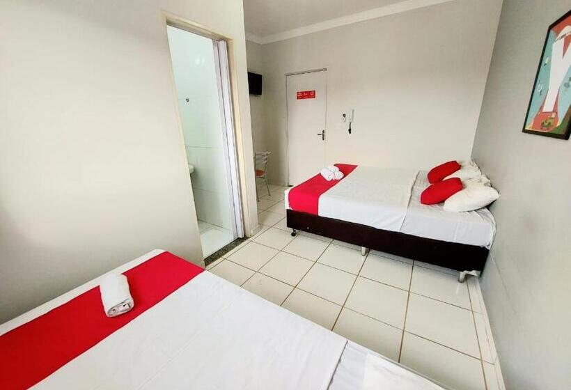 Hotel Jardim Do Cedro