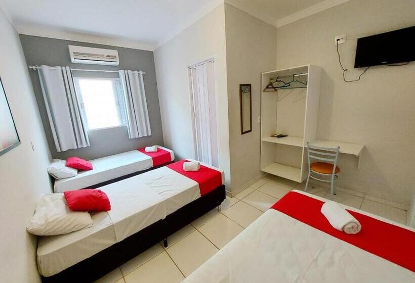 Hotel Jardim Do Cedro