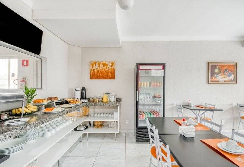 Hotel Jardim Do Cedro