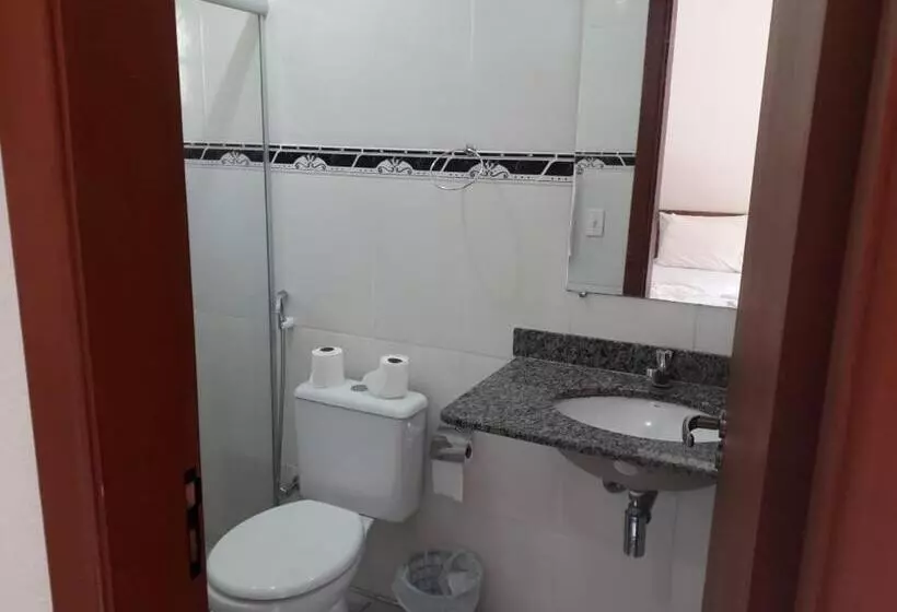 Hotelli Lindoia Rural