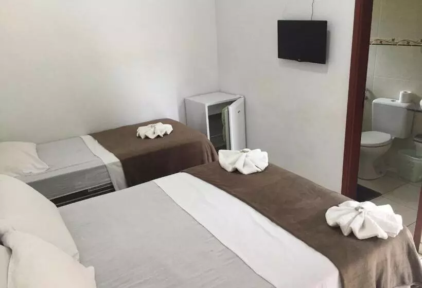 Hotelli Lindoia Rural