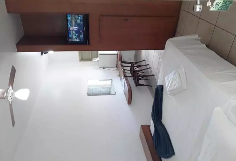 ホテル Minas Palace