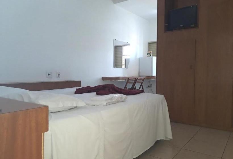 בית מלון כפרי Minas Palace